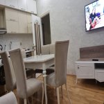 Kirayə (aylıq) 2 otaqlı Yeni Tikili, Azadlıq metrosu, 8-ci mikrorayon, Binəqədi rayonu 2