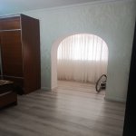 Продажа 3 комнатная Вторичка, м. Гянджлик метро, 8-ой микрорайон, Бинагадинский р-н район 9