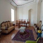 Kirayə (aylıq) 3 otaqlı Köhnə Tikili, İçərişəhər metrosu, Səbail rayonu 1