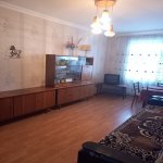 Kirayə (aylıq) 3 otaqlı Köhnə Tikili, Xalqlar dostluğu metrosu, Nizami rayonu 1
