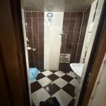 Продажа 2 комнатная Вторичка, 3 двор район 6