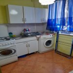 Продажа 1 комнатная Вторичка, İnşaatçılar метро, пос. Ясамал, Ясамал район 5