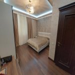 Satılır 8 otaqlı Həyət evi/villa, Elmlər akademiyası metrosu, Badamdar qəs., Səbail rayonu 14