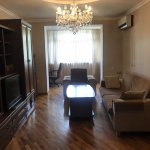 Kirayə (aylıq) 3 otaqlı Köhnə Tikili, Neftçilər metrosu, 8-ci kilometr, Nizami rayonu 12