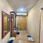 Продажа 3 комнатная Вторичка, 12-й микрорайон район 28