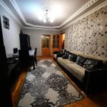 Kirayə (aylıq) 3 otaqlı Köhnə Tikili, Neftçilər metrosu, 8-ci kilometr, Praqa saray, Nizami rayonu 1