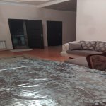 Посуточно 5 комнатная Дома/Виллы Гах 11