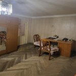 Продажа 1 комнатная Вторичка, İnşaatçılar метро, пос. Ясамал, Ясамал район 3