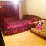 Kirayə (aylıq) 3 otaqlı Köhnə Tikili, Azadlıq metrosu, 8-ci mikrorayon, Binəqədi rayonu 1