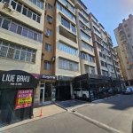 Satılır Obyekt, Azadlıq metrosu, 8-ci mikrorayon, Binəqədi rayonu 2