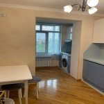 Kirayə (aylıq) 3 otaqlı Köhnə Tikili, Elmlər akademiyası metrosu, Yasamal rayonu 14