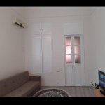 Kirayə (aylıq) 1 otaqlı Köhnə Tikili, İçərişəhər metrosu, Səbail rayonu 1