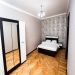 Kirayə (aylıq) 4 otaqlı Köhnə Tikili, Sahil metrosu, Səbail rayonu 3