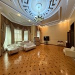 Kirayə (aylıq) 12 otaqlı Həyət evi/villa, Gənclik metrosu, Nərimanov rayonu 1