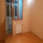Kirayə (aylıq) 4 otaqlı Köhnə Tikili, Memar Əcəmi metrosu, 4-cü mikrorayon, Nəsimi rayonu 7