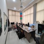 Kirayə (aylıq) 3 otaqlı Ofis, Nəsimi rayonu 1