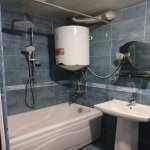 Kirayə (aylıq) 4 otaqlı Köhnə Tikili, Neftçilər metrosu, Nizami rayonu 11