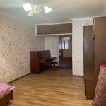 Kirayə (aylıq) 3 otaqlı Köhnə Tikili, Elmlər akademiyası metrosu, Yasamal rayonu 5