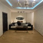 Kirayə (aylıq) 4 otaqlı Həyət evi/villa, 8 Noyabr metrosu, Papanin, Nəsimi rayonu 1