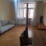 Продажа 2 комнатная Вторичка, м. Эльмляр Академиясы метро, пос. Ясамал, Ясамал район 1