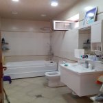 Kirayə (aylıq) 4 otaqlı Həyət evi/villa, Elmlər akademiyası metrosu, Badamdar qəs., Səbail rayonu 13