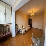 Kirayə (aylıq) 2 otaqlı Köhnə Tikili, Azadlıq metrosu, 8-ci mikrorayon, Binəqədi rayonu 1