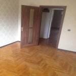 Kirayə (aylıq) 4 otaqlı Köhnə Tikili, Neftçilər metrosu, 8-ci kilometr, Nizami rayonu 3
