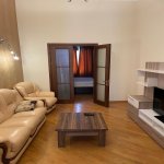 Kirayə (aylıq) 3 otaqlı Köhnə Tikili, Sahil metrosu, Səbail rayonu 1