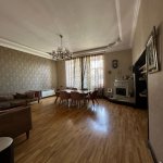 Kirayə (aylıq) 3 otaqlı Köhnə Tikili, 28 May metrosu, Nəsimi rayonu 1