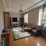 Kirayə (aylıq) 5 otaqlı Həyət evi/villa, Neftçilər metrosu, Nizami rayonu 1
