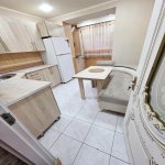 Продажа 3 комнатная Вторичка, м. Гянджлик метро, 8-ой микрорайон, Бинагадинский р-н район 7