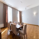 Kirayə (aylıq) 4 otaqlı Köhnə Tikili, İçərişəhər metrosu, Səbail rayonu 3