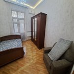 Kirayə (aylıq) 3 otaqlı Köhnə Tikili, 28 May metrosu, Azadlıq meydanı, Nəsimi rayonu 7