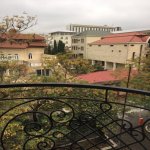 Kirayə (aylıq) 3 otaqlı Köhnə Tikili, Elmlər akademiyası metrosu, Yasamal rayonu 5