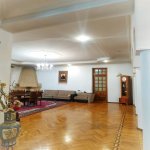 Satılır 9 otaqlı Həyət evi/villa, Badamdar qəs., Səbail rayonu 9