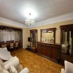 Kirayə (aylıq) 3 otaqlı Köhnə Tikili, Nizami metrosu, İzmir parkı, Yasamal rayonu 2