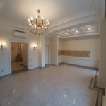 Kirayə (aylıq) 4 otaqlı Yeni Tikili, İçərişəhər metrosu, Səbail rayonu 2