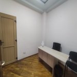 Продажа 3 комнатная Офис, м. 28 Мая метро, Насими район 10