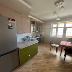 Kirayə (aylıq) 3 otaqlı Yeni Tikili, İnşaatçılar metrosu, Yasamal rayonu 8