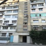 Продажа 2 комнат Вторичка, м. Азадлыг метро, 8-ой микрорайон, Бинагадинский р-н район 1