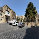 Продажа 2 комнат Вторичка, м. Ичяришяхяр метро, Сябаиль район 2