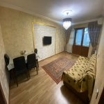 Kirayə (aylıq) 3 otaqlı Köhnə Tikili, Neftçilər metrosu, Nizami rayonu 2