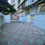 Kirayə (aylıq) 4 otaqlı Köhnə Tikili, İnşaatçılar metrosu, Yasamal rayonu 1