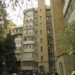 Kirayə (aylıq) 3 otaqlı Köhnə Tikili, İçərişəhər metrosu, Səbail rayonu 1