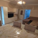Kirayə (aylıq) 3 otaqlı Köhnə Tikili, Nəsimi metrosu, 4-cü mikrorayon, Nəsimi rayonu 2