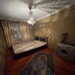 Kirayə (aylıq) 3 otaqlı Köhnə Tikili, Memar Əcəmi metrosu, 4-cü mikrorayon, Nəsimi rayonu 14