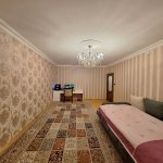 Продажа 3 комнатная Вторичка, 12-й микрорайон район 12