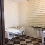 Аренда 3 комнат Вторичка, 28 Малл, Насими район 8