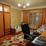 Kirayə (aylıq) 3 otaqlı Köhnə Tikili, Nəsimi metrosu, 6-cı mikrorayon, Binəqədi rayonu 6