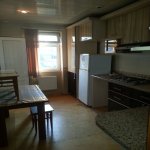 Kirayə (aylıq) 4 otaqlı Köhnə Tikili, Neftçilər metrosu, Bakıxanov qəs., Sabunçu rayonu 5